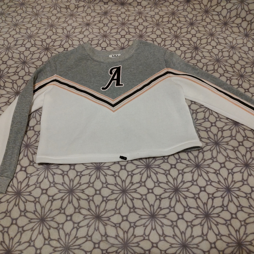 Crewneck - Picture 4 of 5